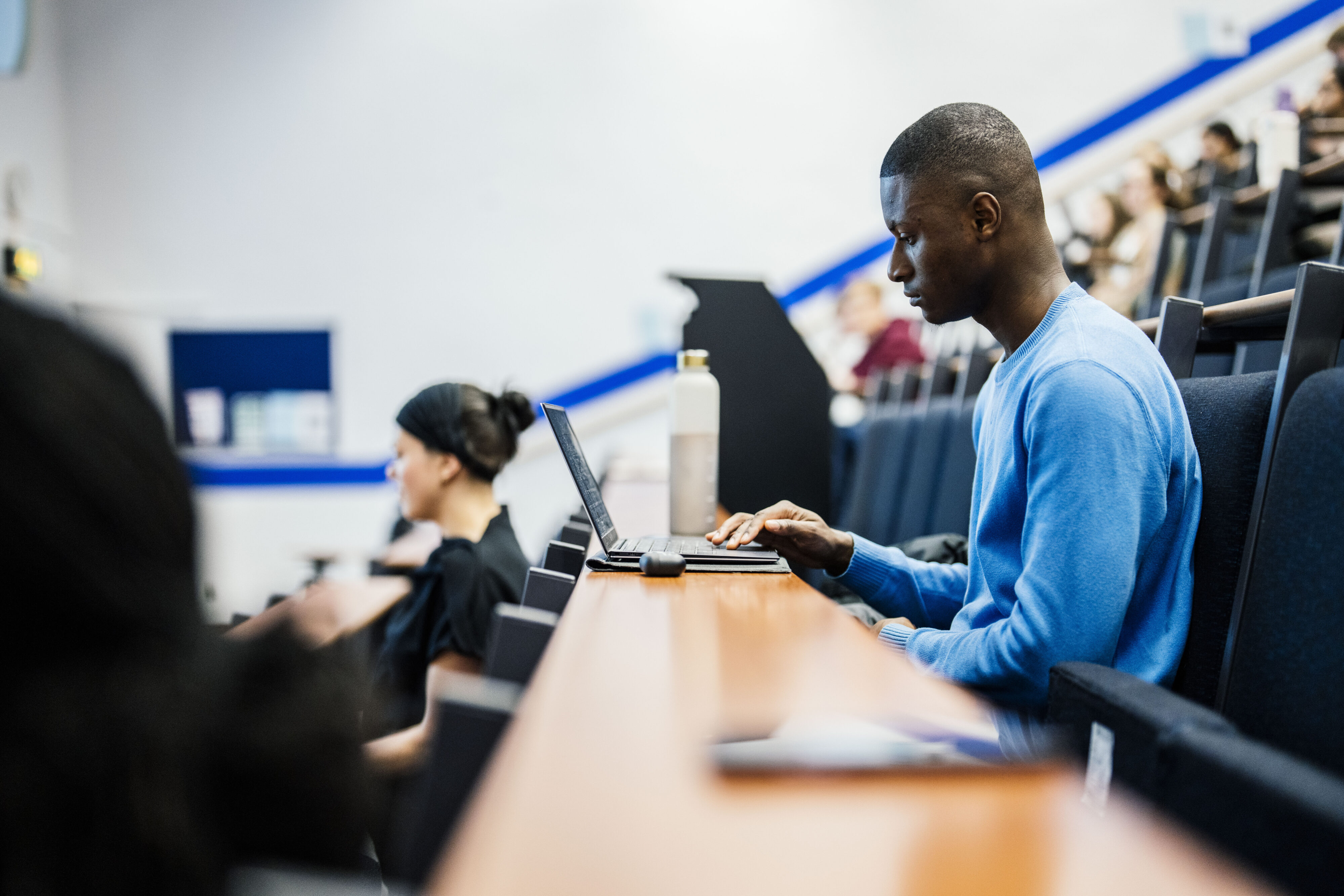 Staffing levels of medical clinical academics